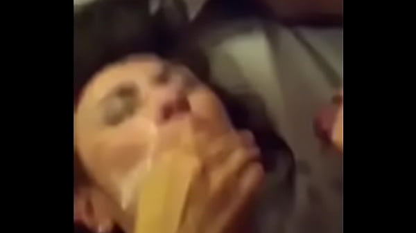 sborrata in faccia amatoriale